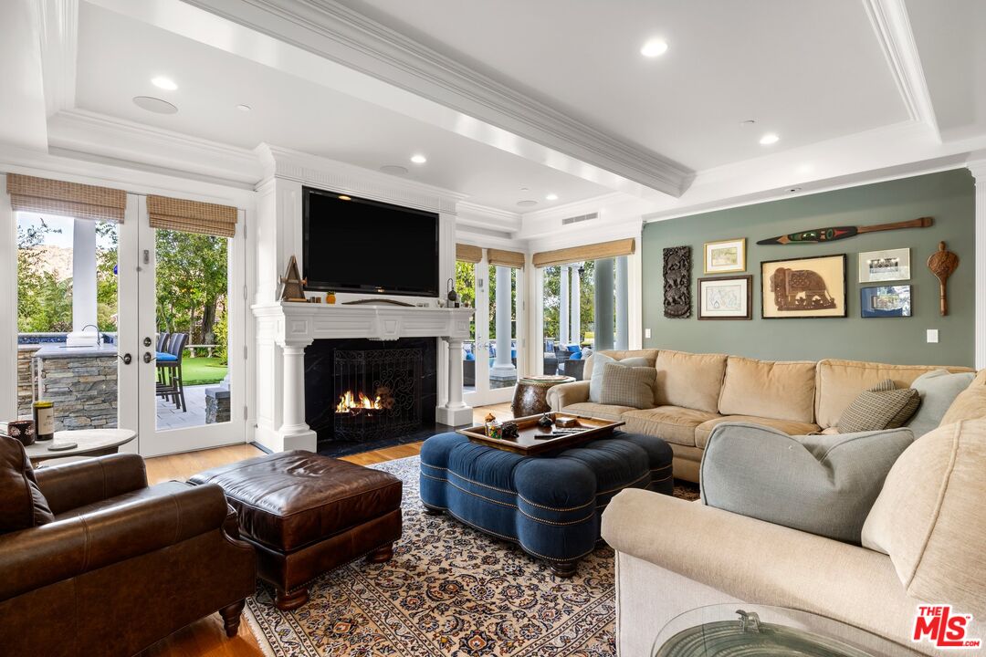 5163 Lakeview Canyon Rd