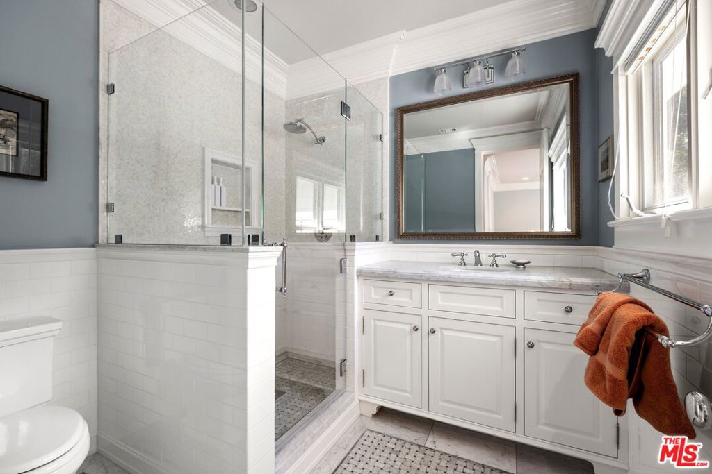 5163 Lakeview Canyon Road