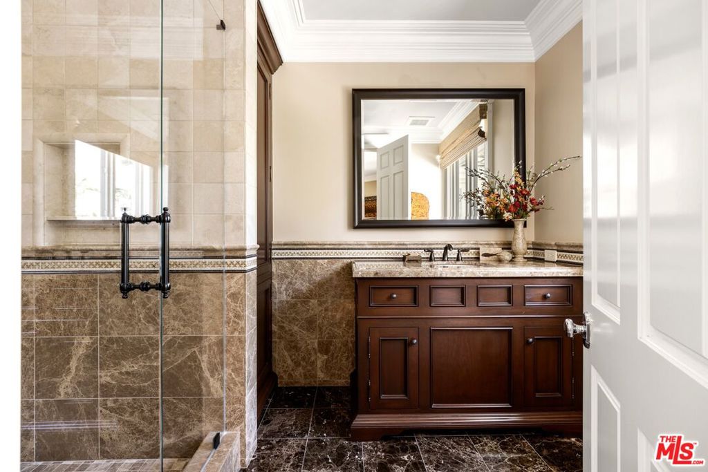 5163 Lakeview Canyon Road