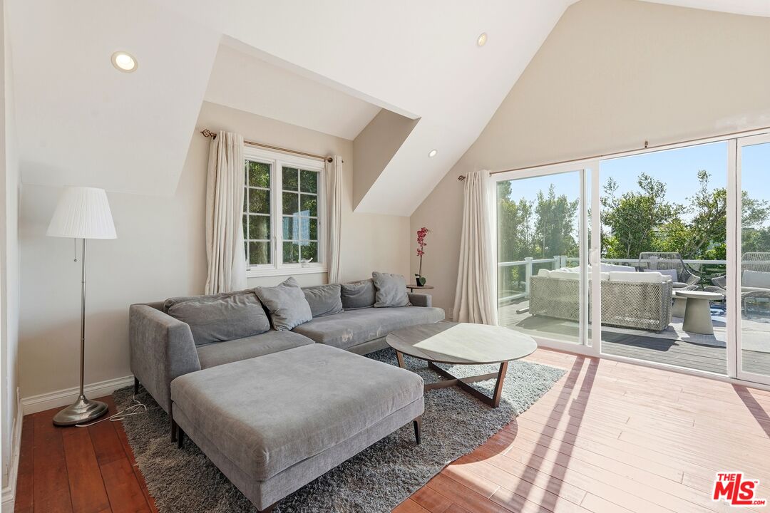 2955 Corral Canyon Rd