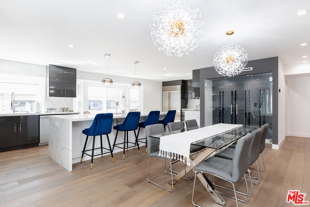 18721 Hatteras St Unit: 10