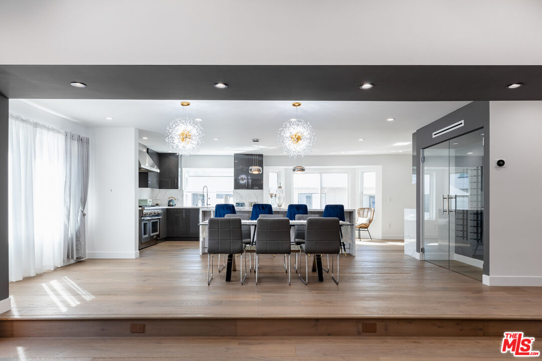 18721 Hatteras St Unit: 10