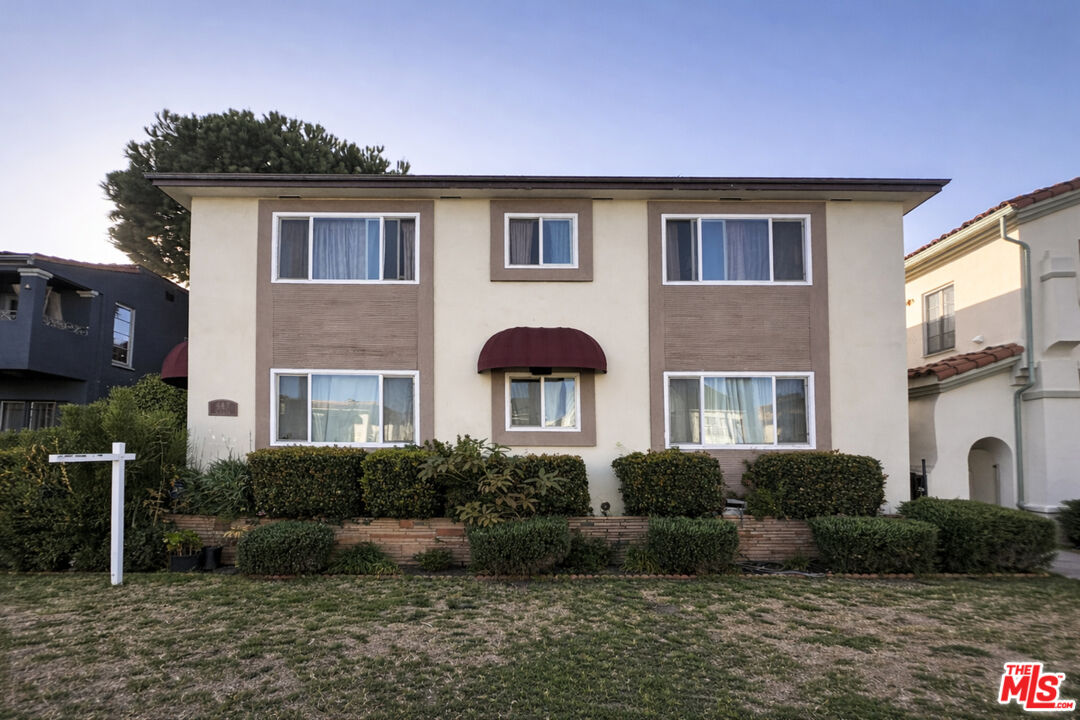 447 S Palm Dr Unit: 3