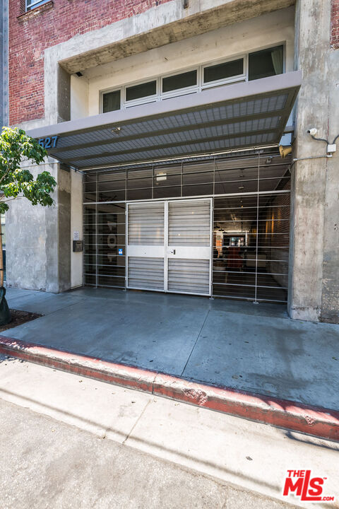 527 Molino St Unit: 206