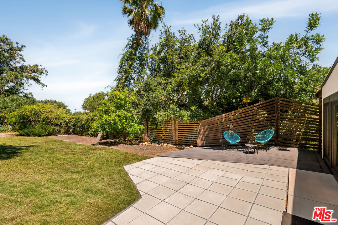 3375 Coldwater Canyon Ave