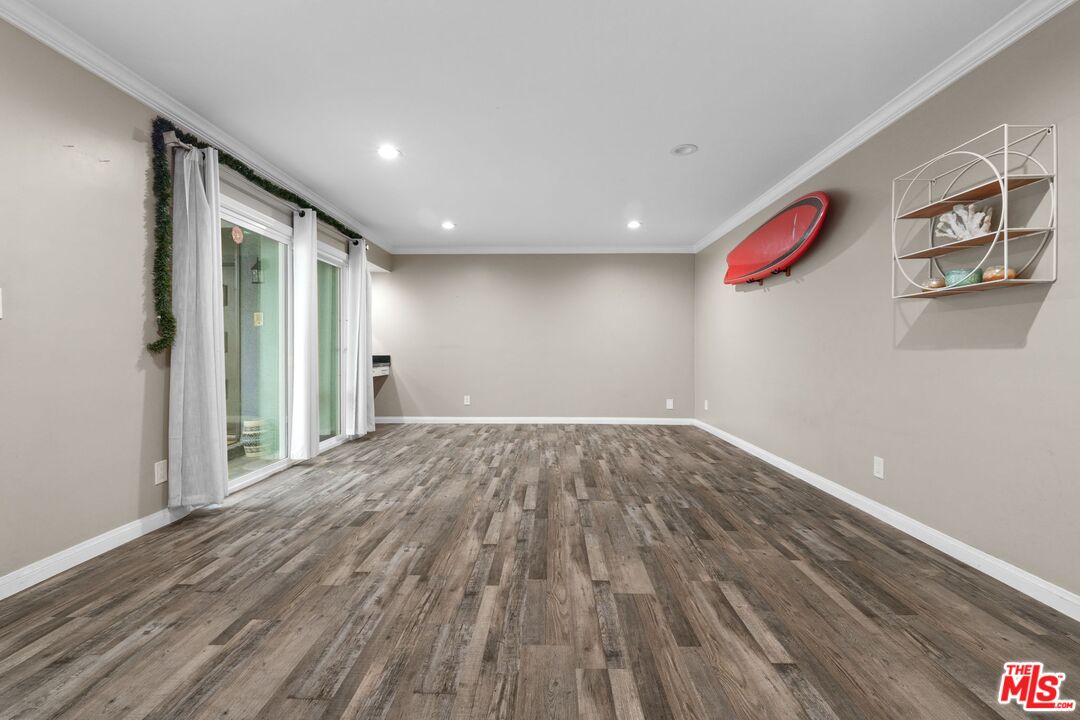 1939 Selby Ave Unit: 2