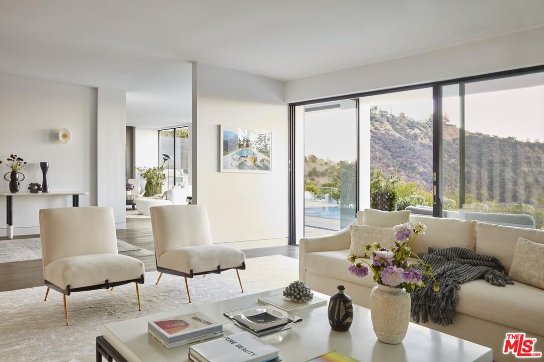 1769 Stone Canyon Rd