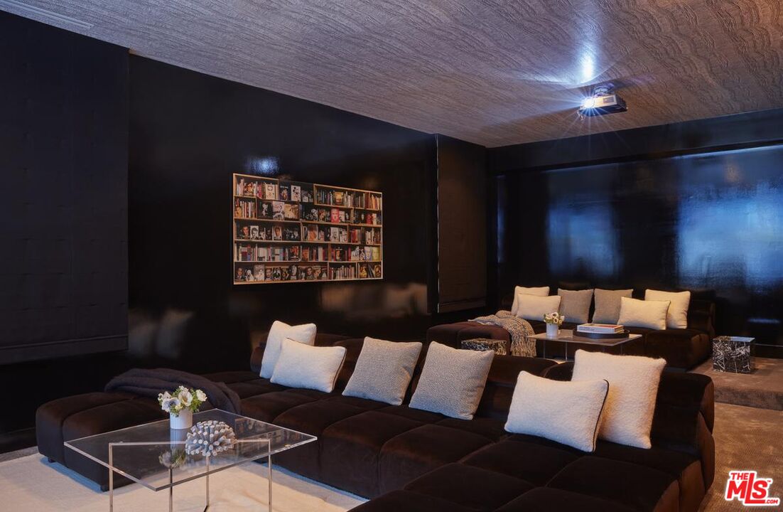 1769 Stone Canyon Rd