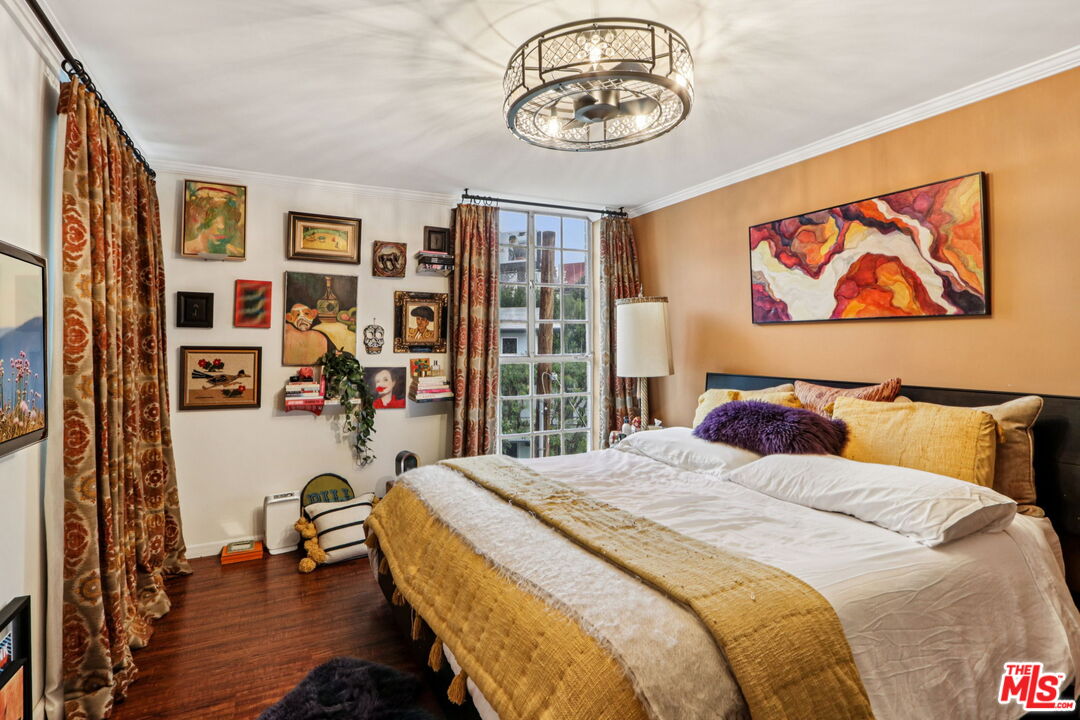 1400 N Sweetzer Ave Unit: 406