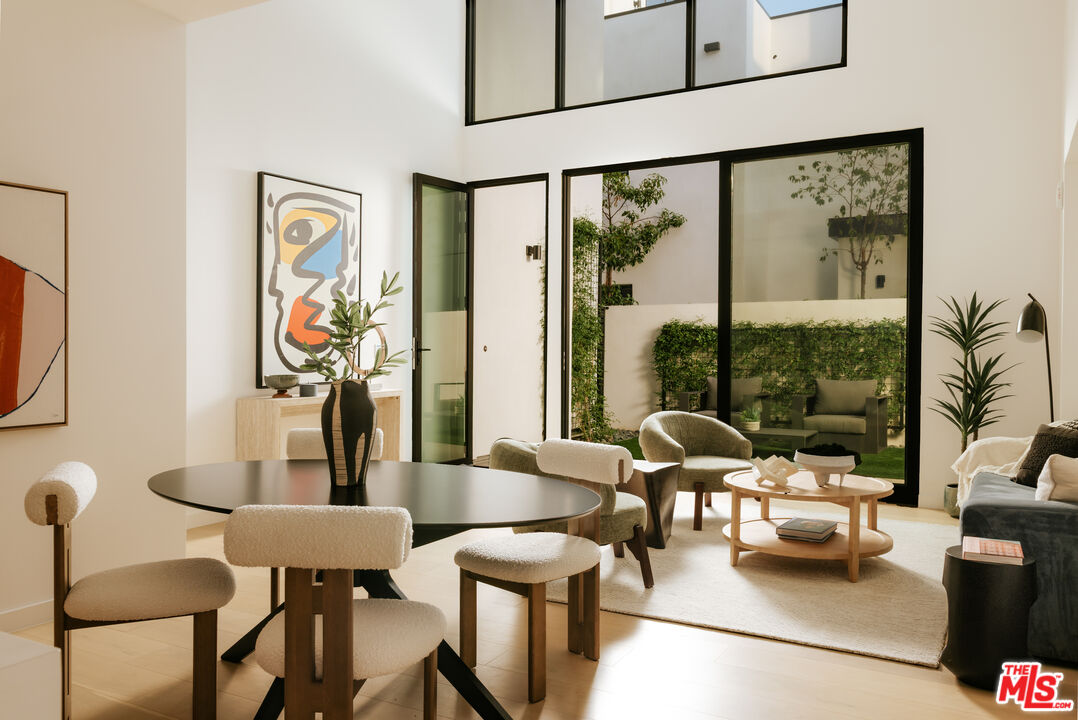 2919 Waverly Dr Unit: 103