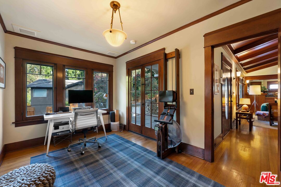 8050 Jovenita Canyon Dr