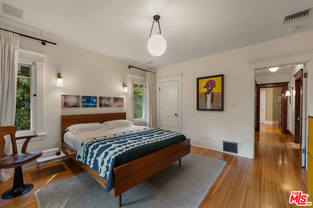 8050 Jovenita Canyon Dr