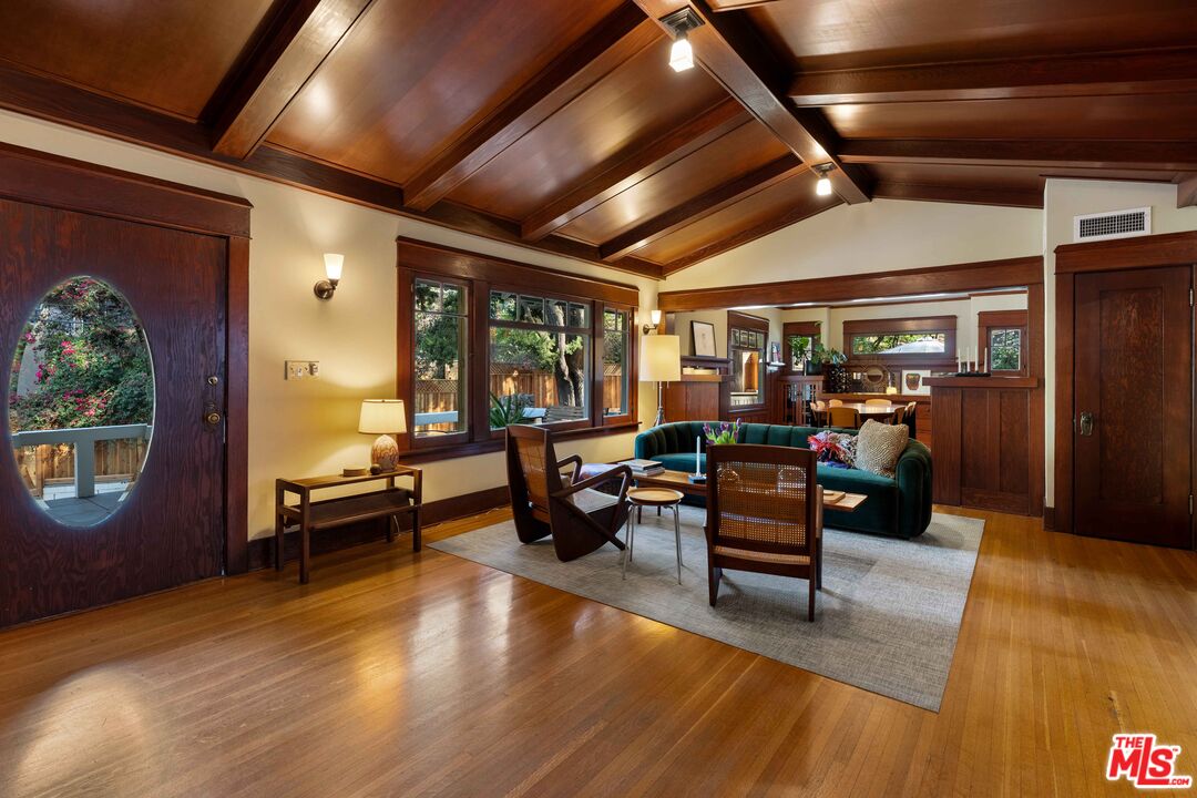 8050 Jovenita Canyon Dr