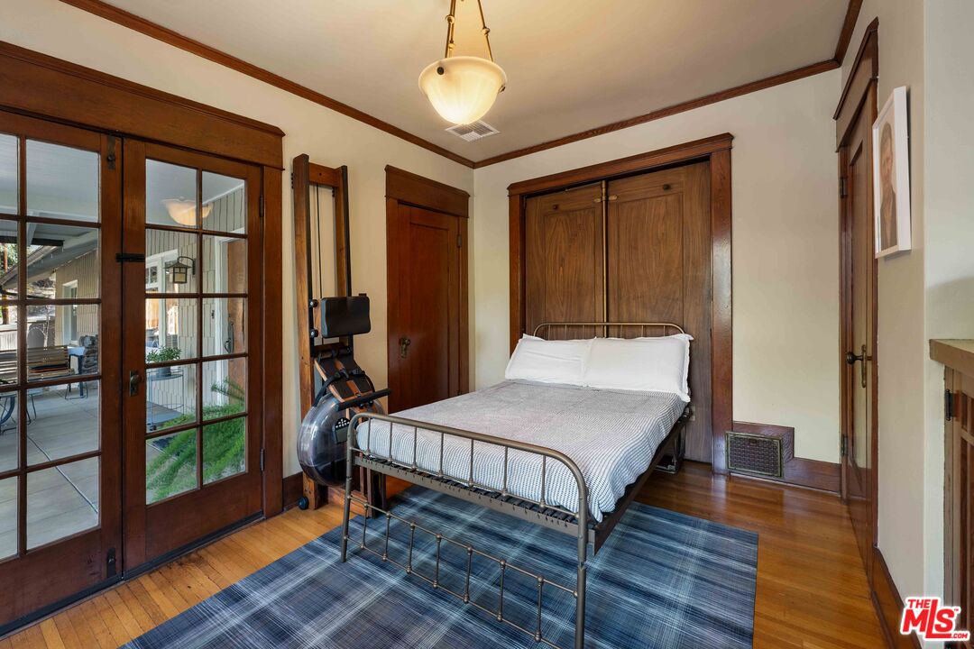 8050 Jovenita Canyon Dr