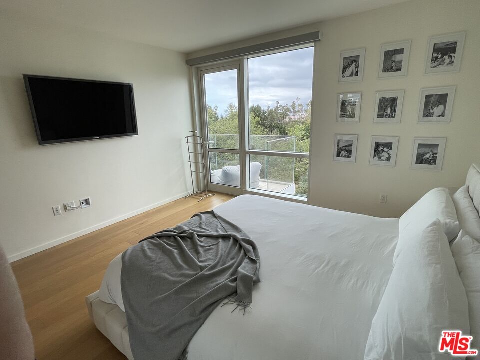 1705 Ocean Unit: 412