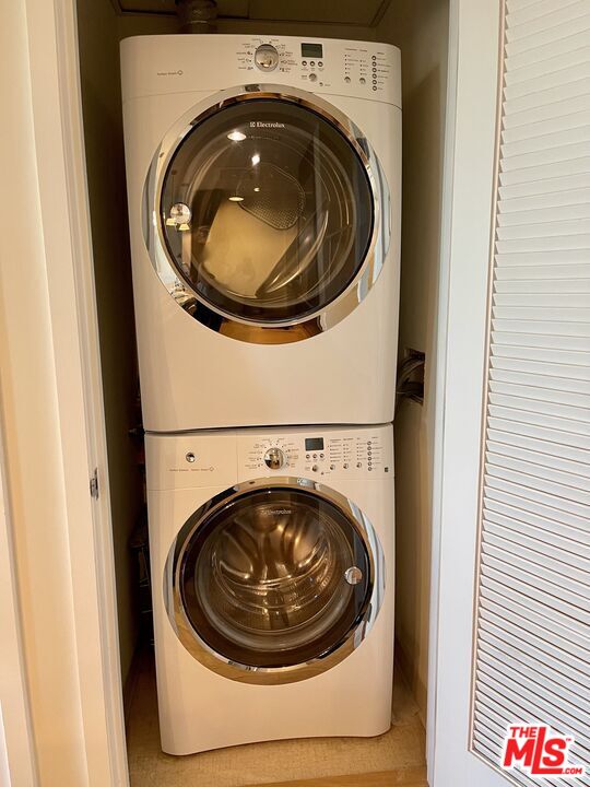 1705 Ocean Unit: 412