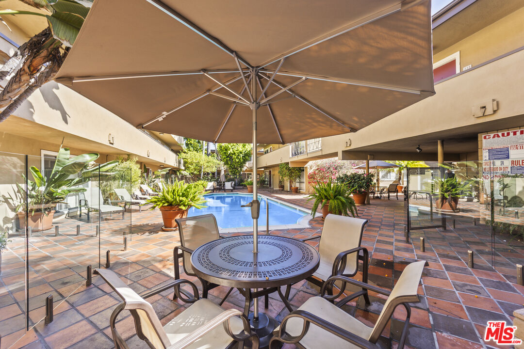 970 Palm Ave Unit: 209