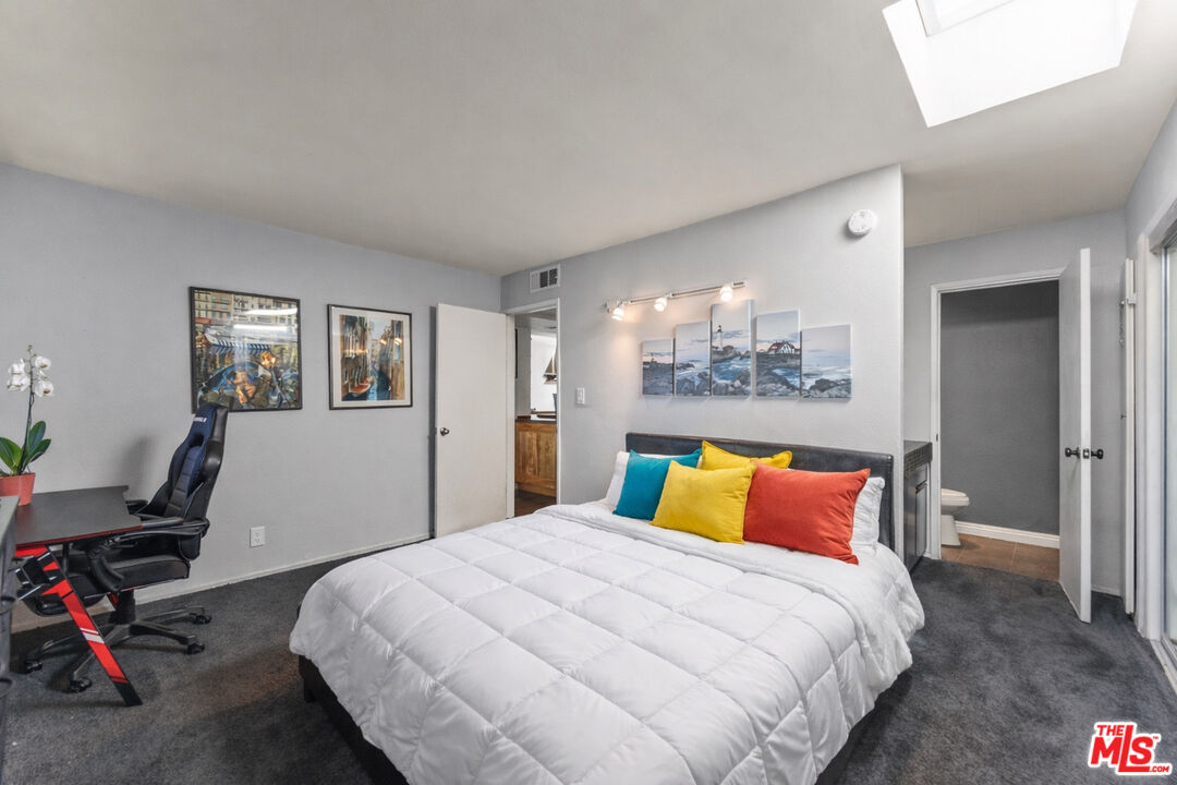 970 Palm Ave Unit: 209