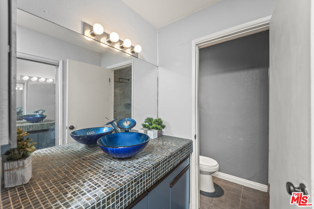 970 Palm Ave Unit: 209