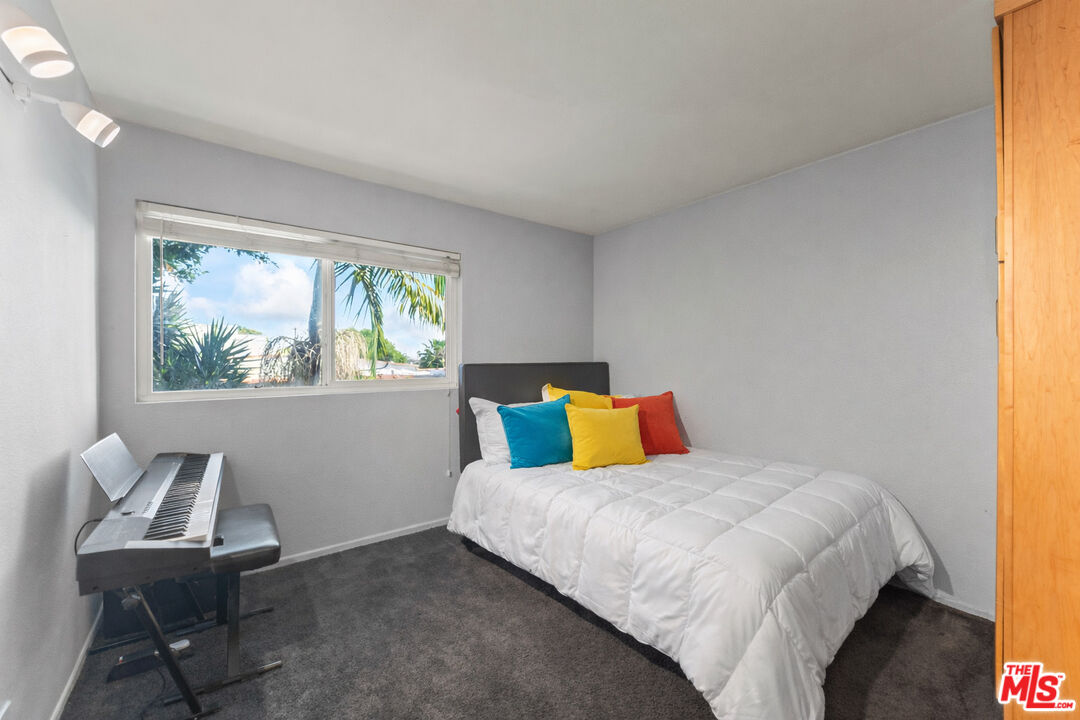 970 Palm Ave Unit: 209