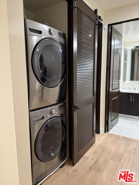 10647 Ashton Unit: 203