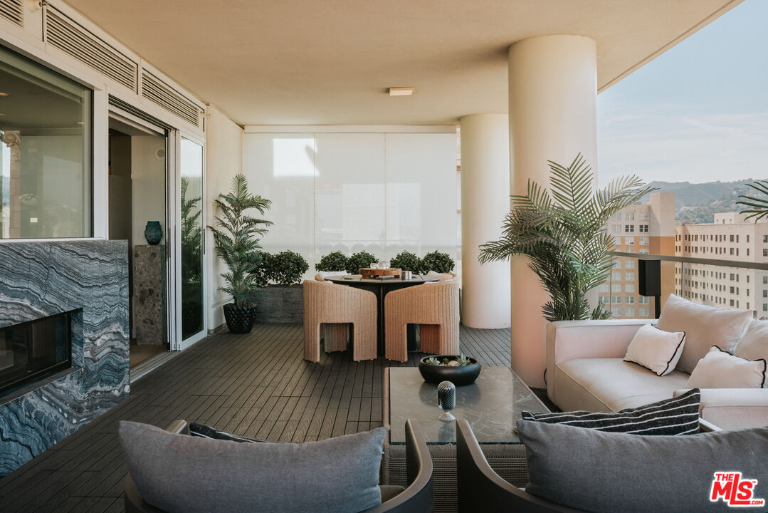 6250 Hollywood Blvd Unit: 14A