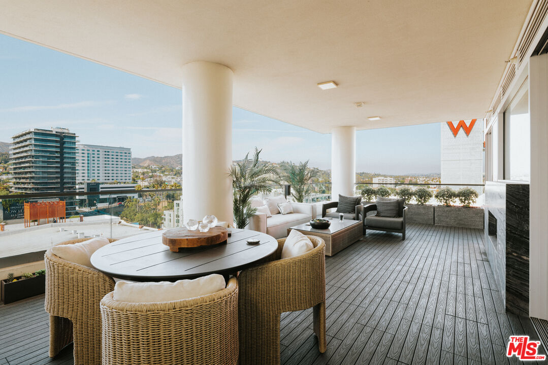 6250 Hollywood Blvd Unit: 14A