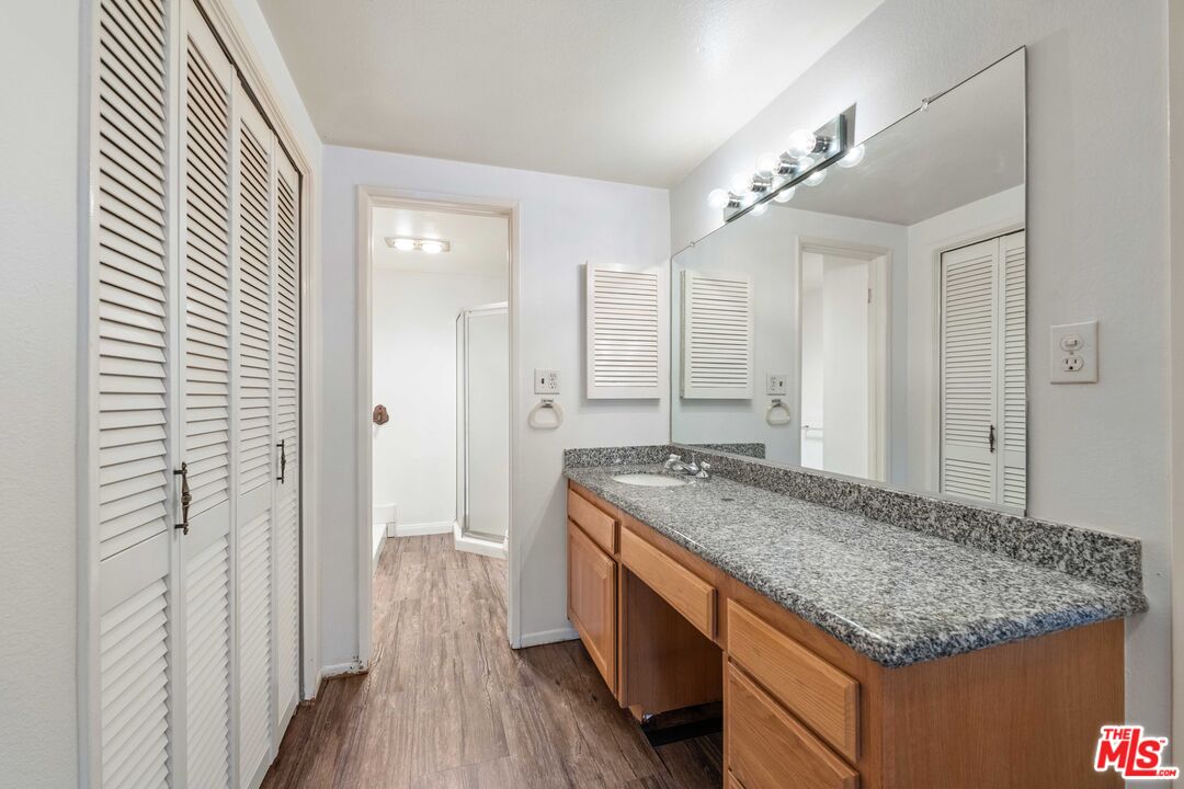 11706 Montana Ave Unit: 204