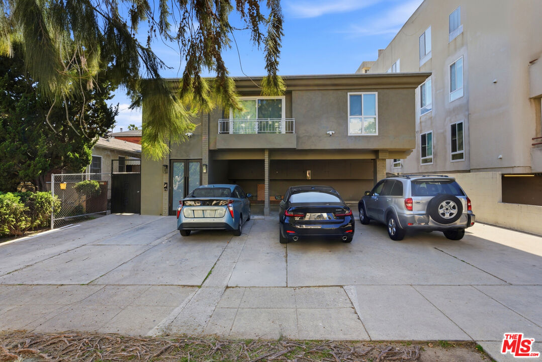 1861 Midvale Ave Unit: 3