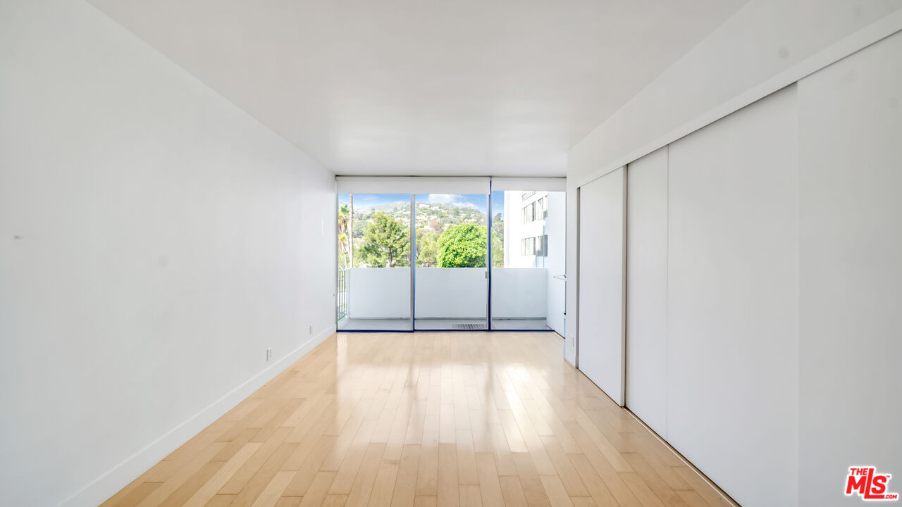 17350 W Sunset Blvd Unit: 204