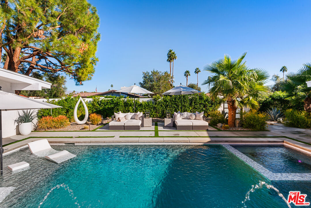 49723 Avenida Montero