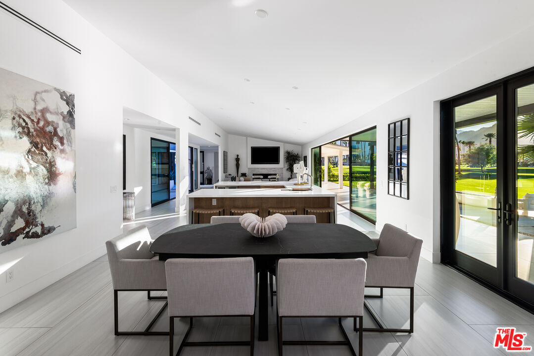 49723 Avenida Montero