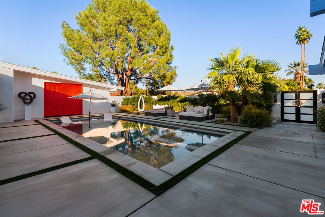 49723 Avenida Montero