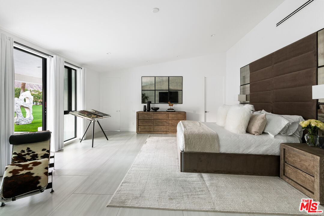 49723 Avenida Montero