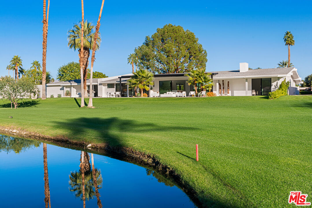 49723 Avenida Montero