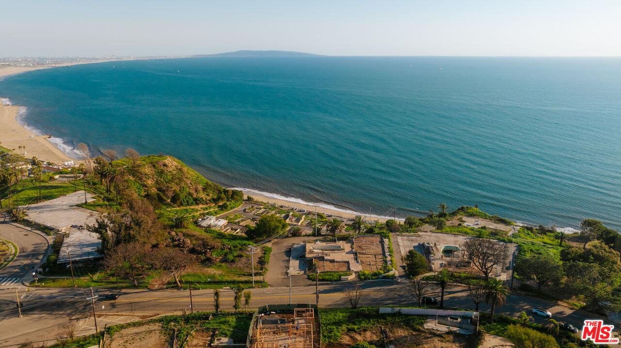 17000 W W. Sunset Blvd