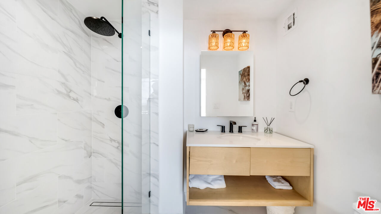 17350 W Sunset Blvd Unit: 605