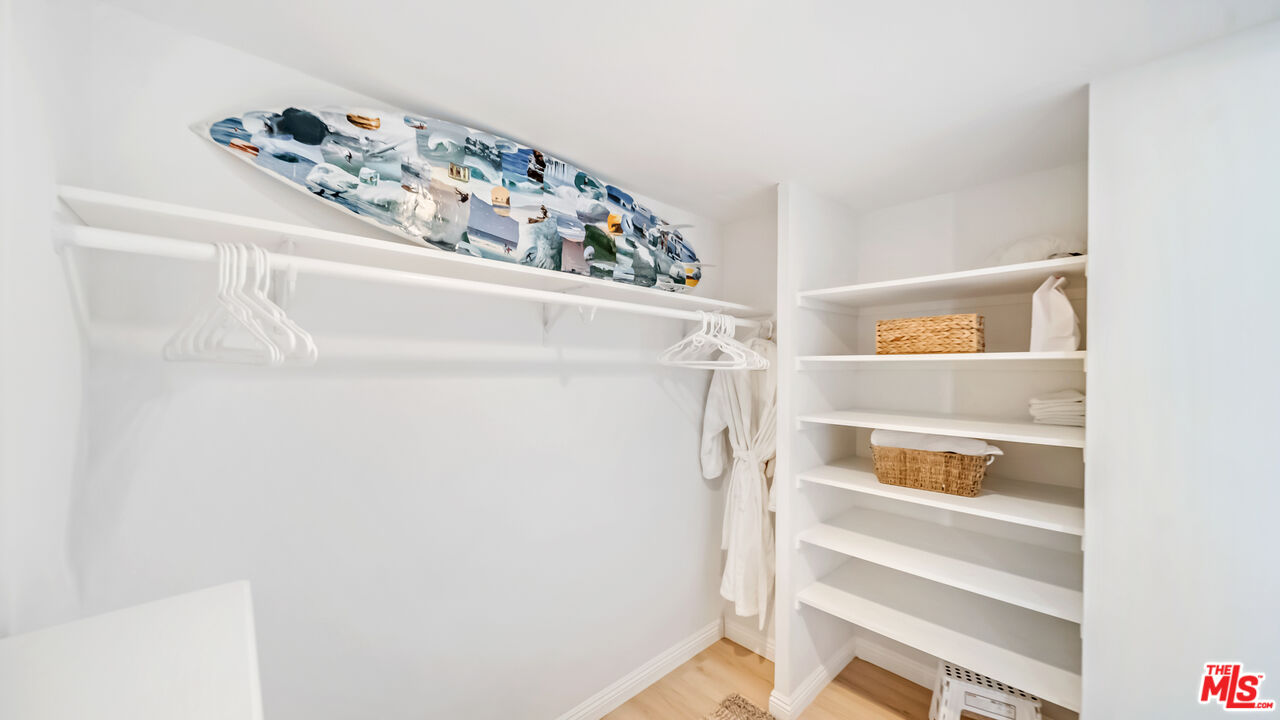 17350 W Sunset Blvd Unit: 605