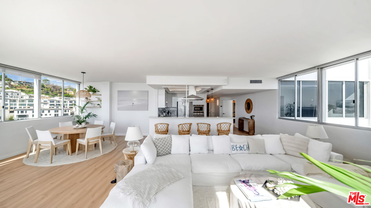 17350 W Sunset Blvd Unit: 605