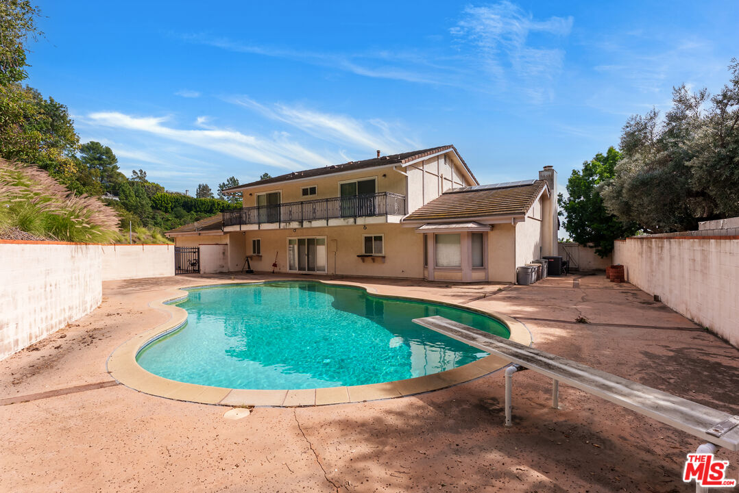 1181 Somera Rd