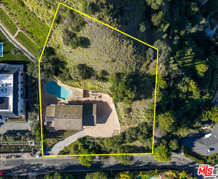 1181 Somera Rd