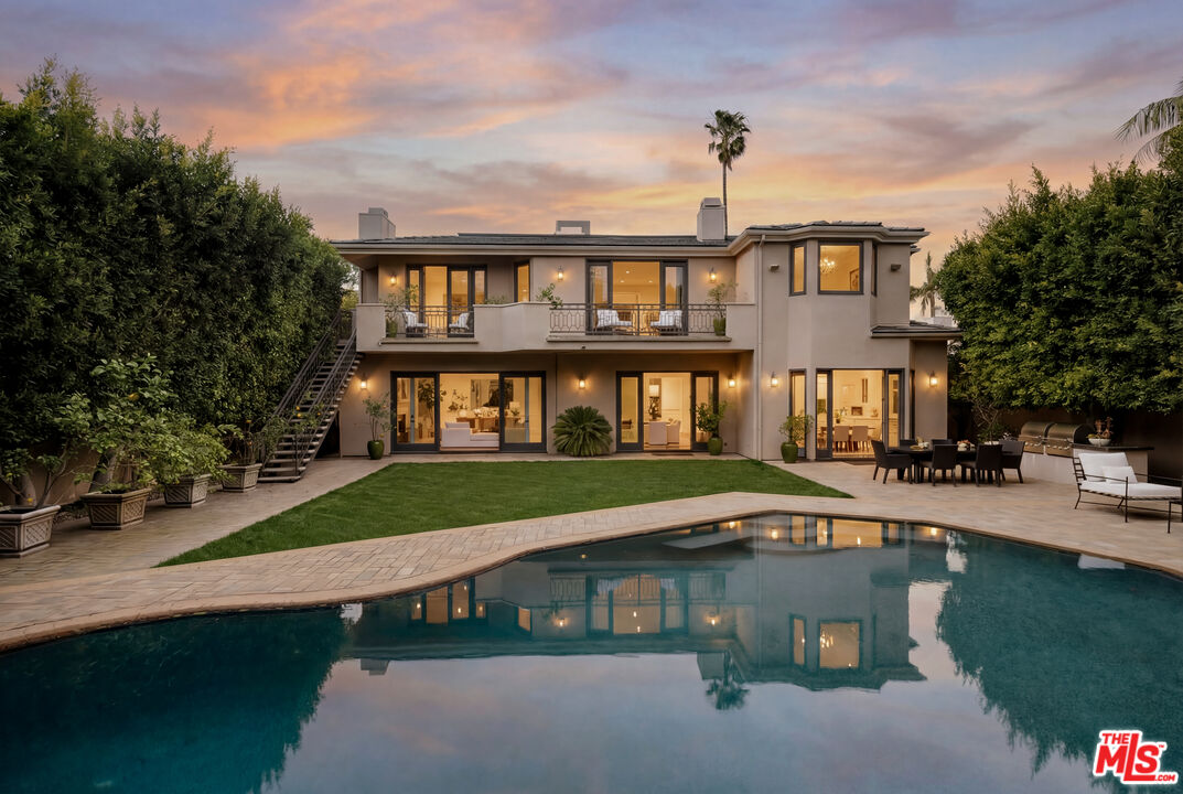 1202 San Vicente Blvd