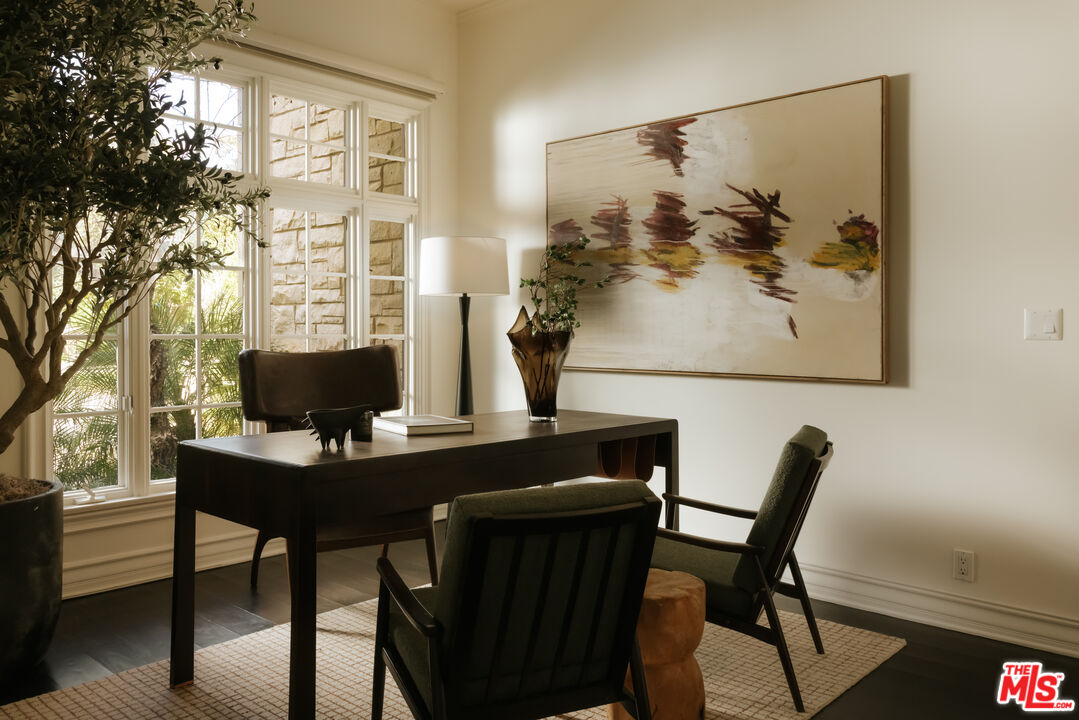 1202 San Vicente Blvd