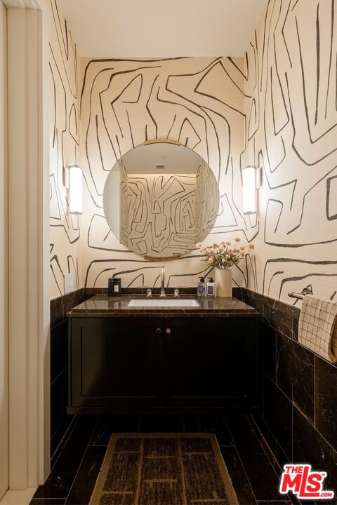 8420 W Sunset Blvd Unit: 107