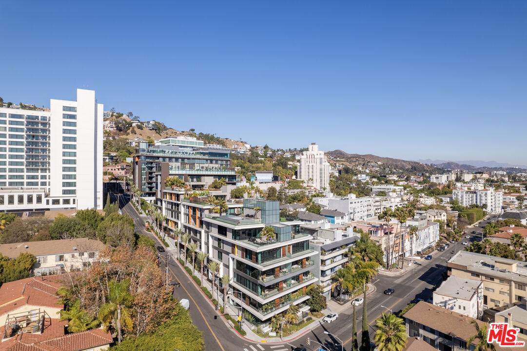 8420 W Sunset Blvd Unit: 107