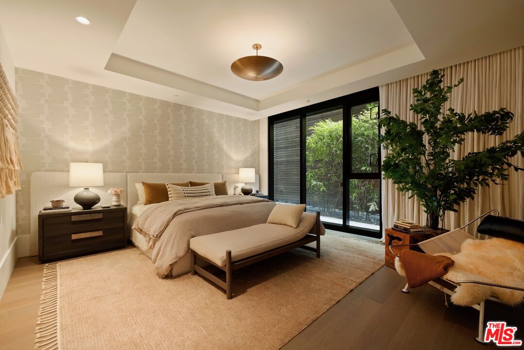 8420 W Sunset Blvd Unit: 107