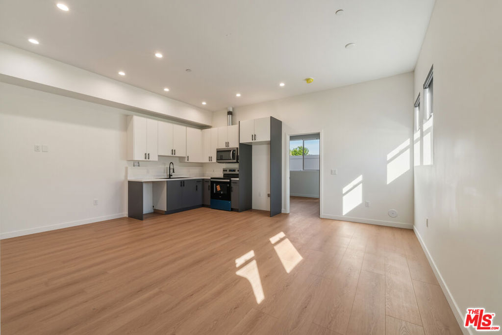 8730 Etiwanda Avenue