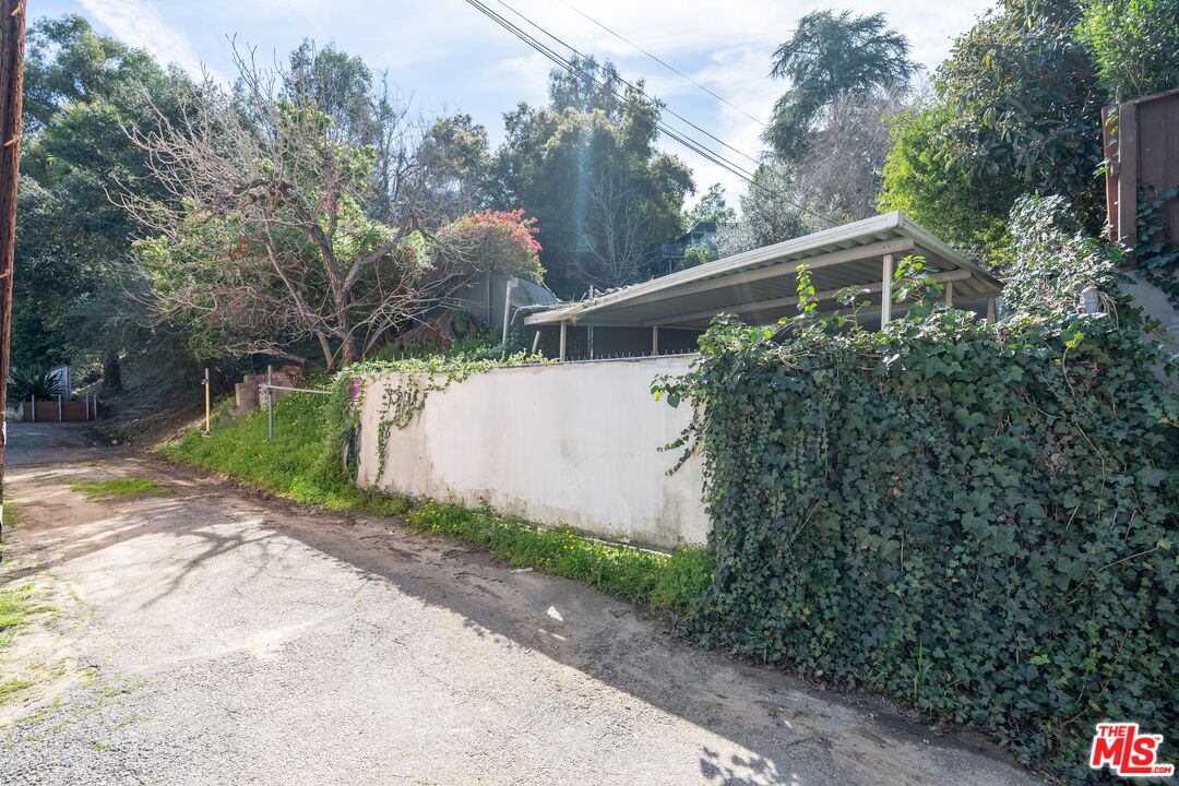 3468 Oak Glen Dr
