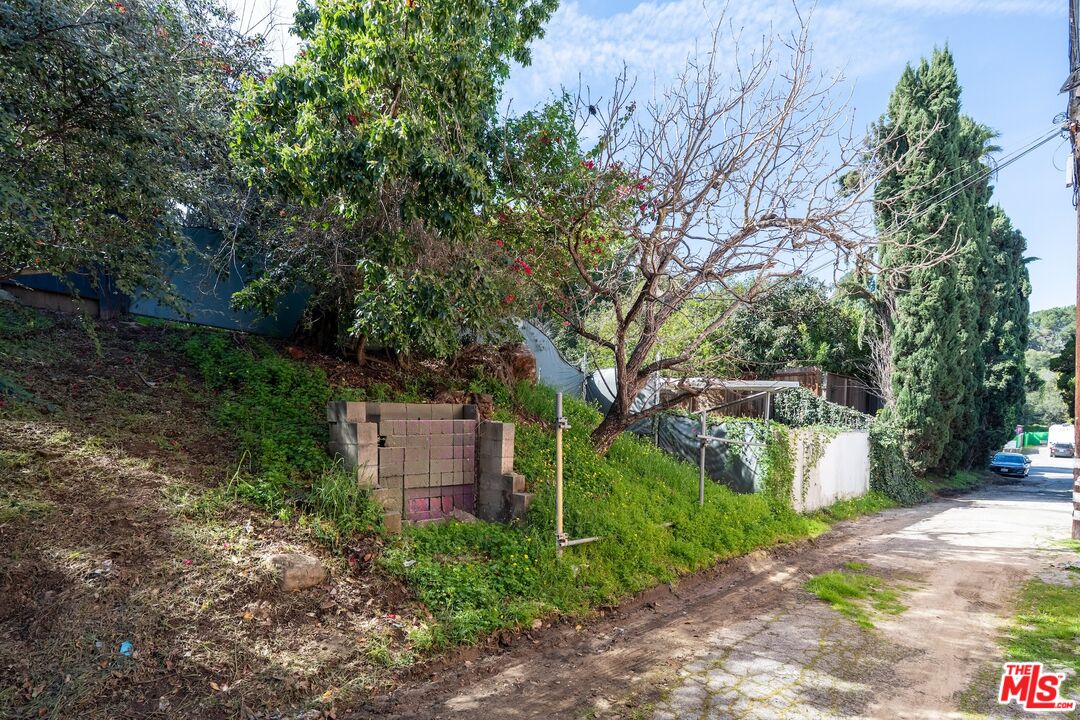 3468 Oak Glen Dr