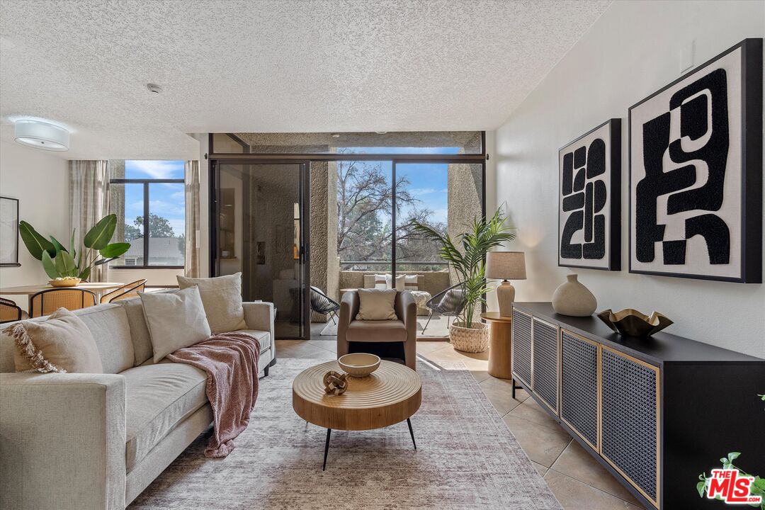 484 E California Blvd Unit: 36